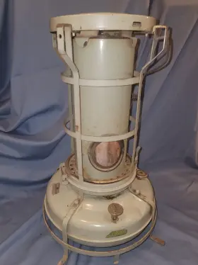 H.42202 Aladdin Blue Flame Heater Made In England