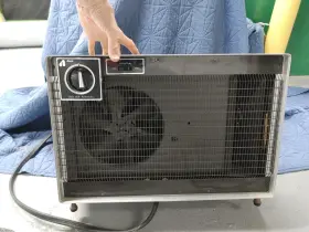 16h25-2 Arvin 24h16-4 850 Vintage Space Heater Model