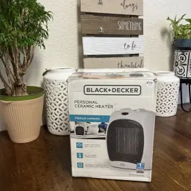 Bhdc500w46 Black Decker Personal Ceramic Heater 2 Heat Settings Adjustable Thermostat