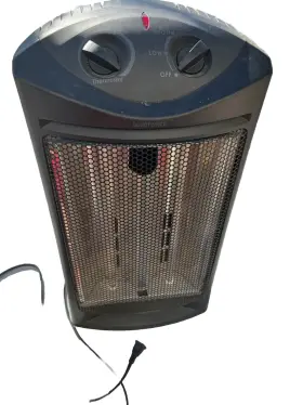 Bhti06 Black Decker Infrared Quartz Tower Manual Control Heater -