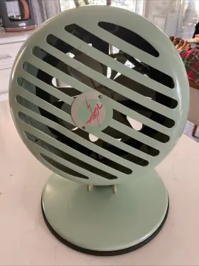 H-1357 Century Vintage Victron 1940 S Fan Heater. Mid-century Design. Tested