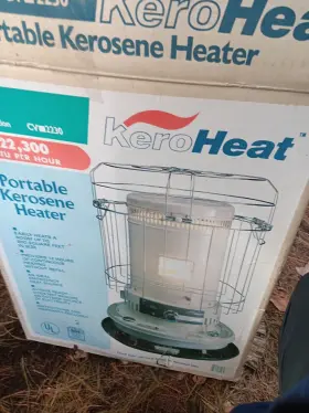 Gc19 Comfort Glow Kerosene Heater 22 300 Btu - Made In Japan
