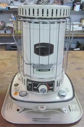 17-dk Corona Kerosene Heater 17 600 Btu - Made In Japan