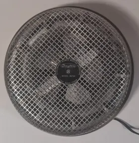 2e781 Dayton Vintage Model Wall/ceiling Heater-works