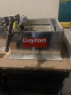 Dayton 5vd63 Unvented Gas Fired Radiant Heater. Lot Of 6. Model Used