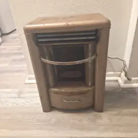 E2-98796 Dearborn Vintage Gas 12 000 Btu Cabin Garage Heater Ceramic No Bricks