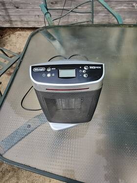 Delonghi Dch2570e Deftlonghi Inch Safeheat Space Air Heater Digital 120 V. /dch2570e - No Remote