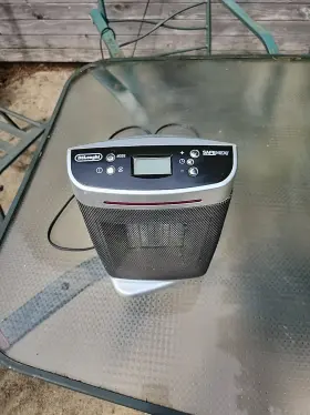 Dch2570e Delonghi Deftlonghi Inch Safeheat Space Air Heater Digital 120 V. /dch2570e - No Remote