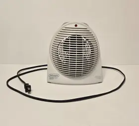 Dfh132 Delonghi Safeheat Fan Heater