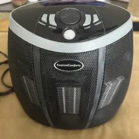 Hc-0168 Feature Comforts Triple Ceramic Heater With Motion Sensor