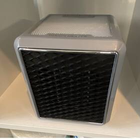 Handy Heater Hh-065 Portable Plug-in Space Auto Shut-off 120v Gray/black