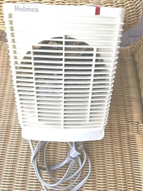 Hfh110 Holmes Portable Heater Strong But Quiet. Small Powerhouse