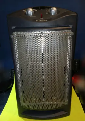 Hqh308 Holmes Tower Quartz Heater With Thermostat Tested And Works Great