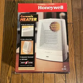Hz-350 Honeywell 092926345815 Cool Touch Ceramic Heater Office Room Space Tested