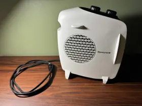 Honeywell 497154397696 Two Position Fan Heater