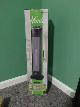 A7345298-c1c7-4 Hunter Warmwave Deluxe 30 Inch Ceramic Oscillating Space Heater Remote Control Black