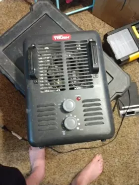 Shag-g11f Hyper 1500w Space Heater - Black Does Not Work