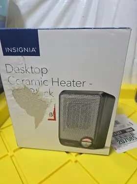 Ns-htcfb8 Insignia Ns-htcfb 600w Desktop Ceramic Heater - Flat Black