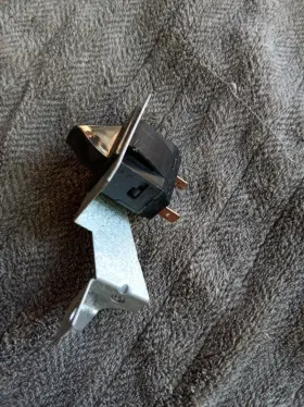 1010886 International Comfort Products Icp Interlock Switch Door -used