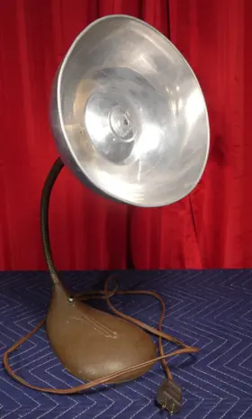 25-500-a Knapp-monarch Vintage K-m Radiant Electric Space Heater Art Deco Adjustable Arm 300w 2.7a 110v