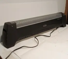 5624 Lasko Light Weight Silent Movable Air Heater 1500 Watts 300 Sq. Ft