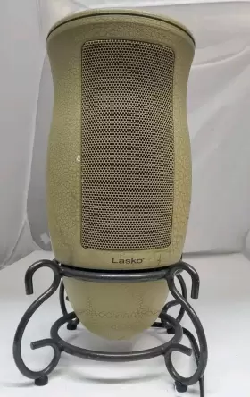 6410 Lasko Movable Air Heater Model Oscillating With Metal Base Tan Tested