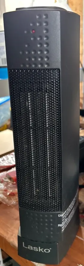 85756707 Lasko Ceramic Mini Tower Heater