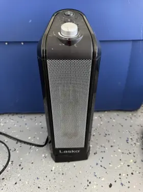 Ct16450 Lasko Black Corded Electric 1500w 2 Heat Settings Ceramic Heater No Box