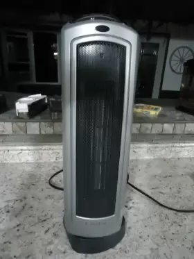 Ct22539 Lasko 1500w Ceramic Tower Oscillating Heater With Timer And Thermostat
