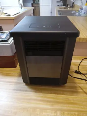 Ht1168 Mainstays 1500w Freestanding 4-element Infrared Cabinet Heater Black