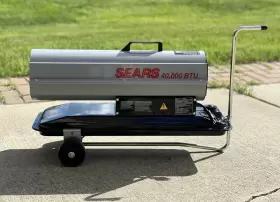 583.756700 Sears 40 000 Btu Portable Forced Air Kerosene Torpedo Heater Model #756700 Usa
