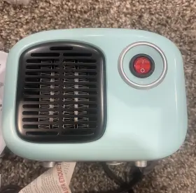 Soleil 815900020740 Personal Ceramic Mini Heater 250w Indoor Turquoise Nib