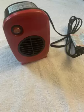 Mh-01r Soleil Personal Electric Ceramic Heater 250 Watt Red