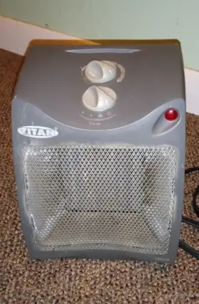 Tcm16sil Titan Portable Ceramic Heater 1500w Model Tcm16 Electric Used