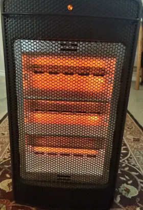 Bfgf-15h Utilitech Quartz Portable Space Heater 1500w 120vac 3-heat Black