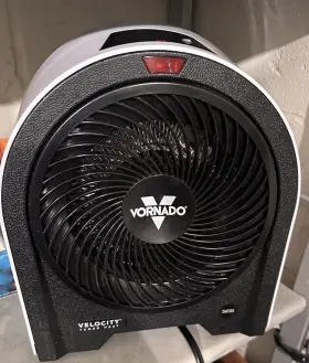 Velocity 313114380327 5r 1500-watt Electric Portable Space Heater