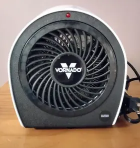 Vornado 043765014493 Velocity 1r Personal Heater Whole Room Compact