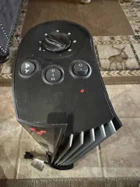 Th20 Vornado 20 Inch Tower Heater With 3 Heating Settings Used