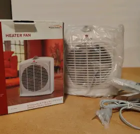 Hf-0020 Warm Fusion Heater Fan Portable Good For Small Space New In Box