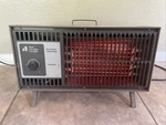 Vintage Arvin Fan Forced Instant Space Heater 1320 Watt 30H25-3 Tested Work Used. Price: $49.95.