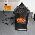Konwin Compact Electric Decorative Heater 900 120V Fan Adjustable Thermostat Used. Price: $79.95.