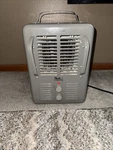 16" Gray Intertek Best Comfort # 06201 Adjustable 1300 1500 Watt 120 Volt Heater Used. Price: $18.49.
