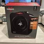 Vornado 3 Whole Room Vortex Indoor Heater Open. Price: $32.00.