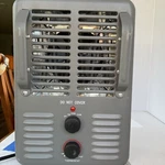LIFEPLUS1300/1500 Watt Milk House Style Utilty Heater HFH1500. Tested Works! Used. Price: $29.99.