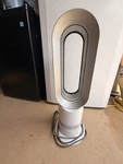 Dyson AM09 Hot + Cool Jet Focus Oscillating Fan Heater White Silver Used. Price: $113.00.