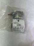 Siemens 256-02008 Pneumatic Control Valve 6YC70 Normally Closed 1/2" Npt New. Price: $99.00.