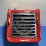 Honeywell HZ-2120 Portable Electric Space Heater 1500W Red Metal Used. Price: $45.00.
