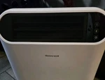 Honeywell Thermawave 6 Indoor Heater Used. Price: $29.99.