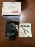 Robertshaw Infinite Replacement Kit W/dial 5500-103 Open. Price: $10.00.