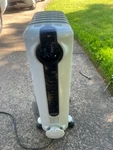 Delonghi Oil-filled Radiator Heater TRLS0715EL Used. Price: $70.00.